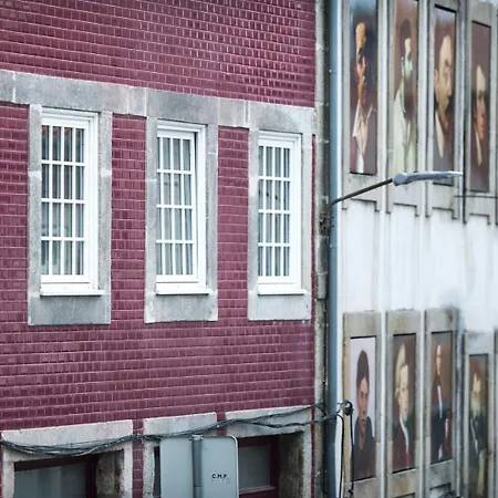 Duplex Flat In The Heart Of Historic Center W. Ac Lägenhet Oporto